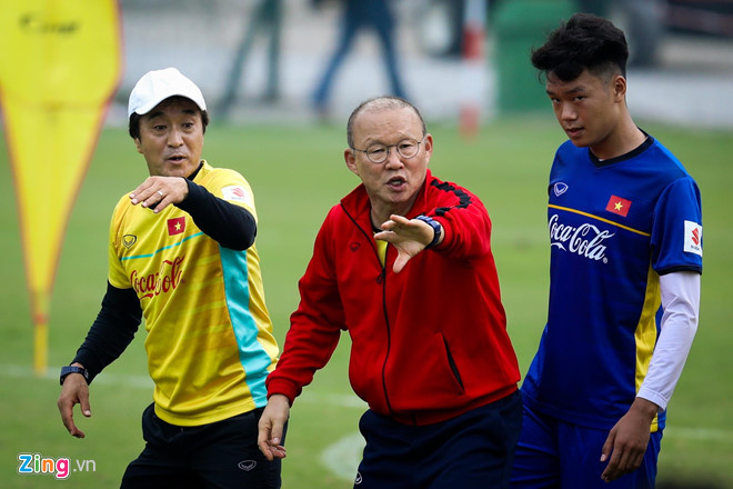 Mr. Lee Dong Jun: 'Coach Hang Seo has no reason to leave'