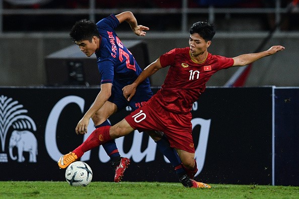 Thai star reportedly draws yellow card in order to play against Vietnam