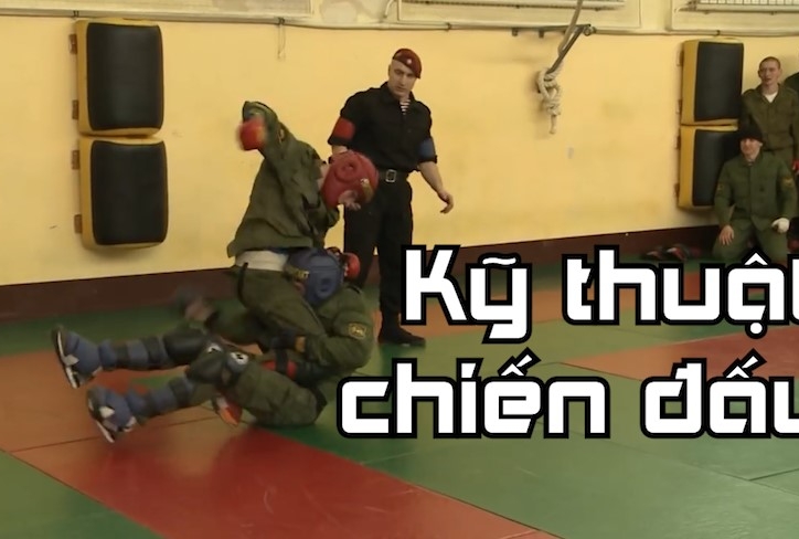 VIDEO: Đặc công Nga chiến đấu tay đôi