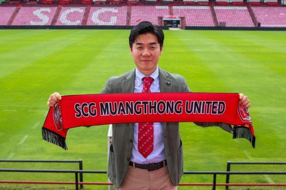 Văn Lâm sẽ giúp cựu trợ lý của HLV Park thành công tại Thai League?