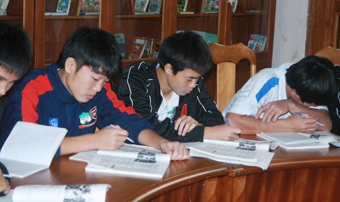 Chùm ảnh dàn cầu thủ đội tuyển Việt Nam tham dự kỳ thi THPT Quốc gia
