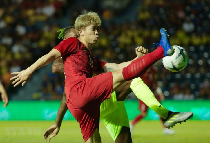 HLV Henrique Calisto ngạc nhiên khi Công Phượng sang Bỉ thi đấu