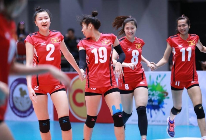 U23 Việt Nam trở thành đội đầu tiên giành chiến thắng 1 set trước Trung Quốc