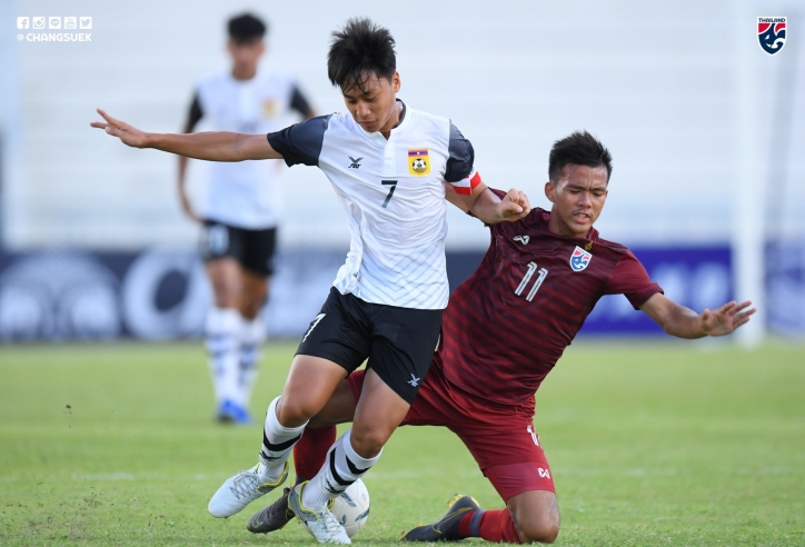 CĐV Thái Lan lo lắng khi đội nhà phải đối đầu Campuchia ở giải ĐNA