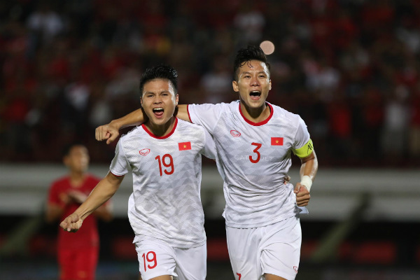 Việt Nam đánh bại Indonesia trên sân khách sau 10 năm