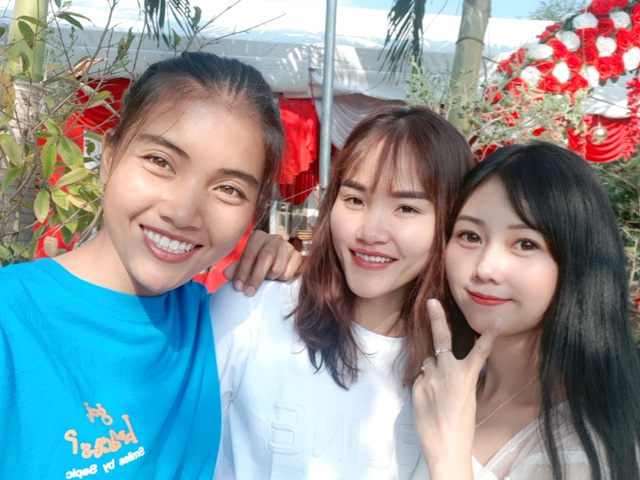 Tết ấm áp với các tuyển thủ bóng đá nữ Việt Nam