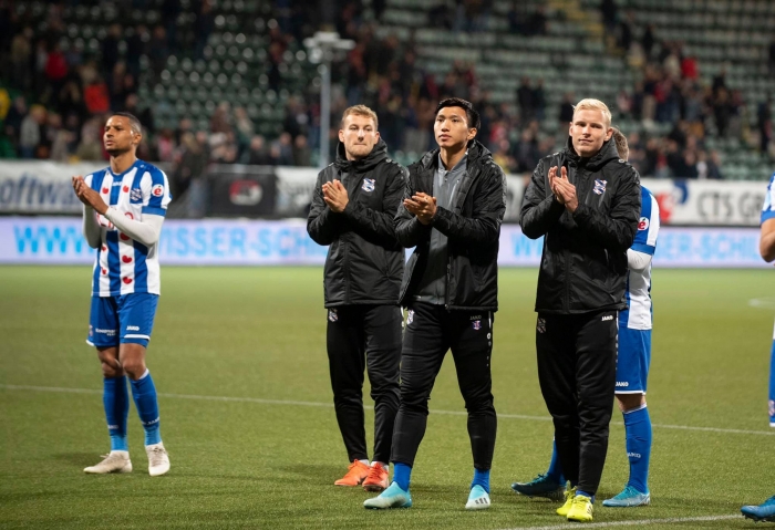 Báo Hà Lan chỉ trích HLV Johnny Jansen và tập thể Heerenveen