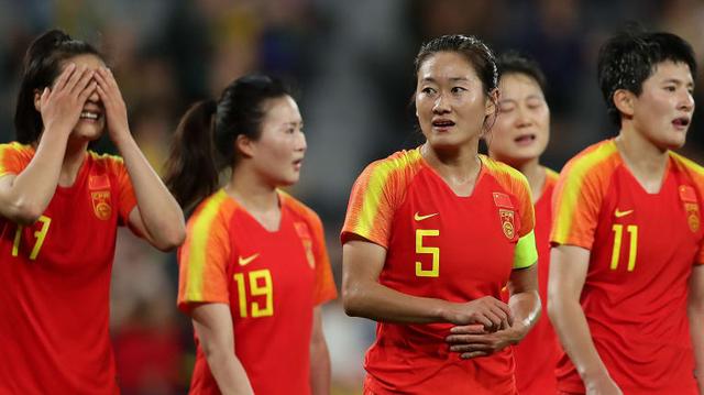 Tạm hoãn trận đấu giữa nữ Hàn Quốc và Trung Quốc vì Covid-19