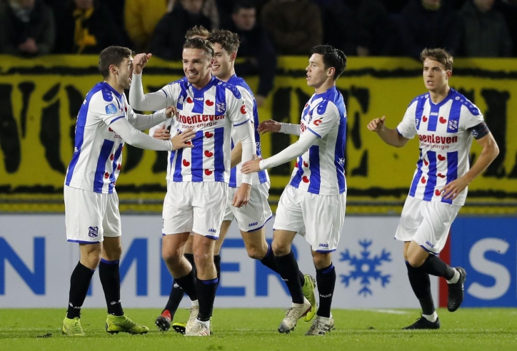 HLV Heerenveen tiết lộ đội hình ra sân ở vòng 25 giải VĐQG Hà Lan