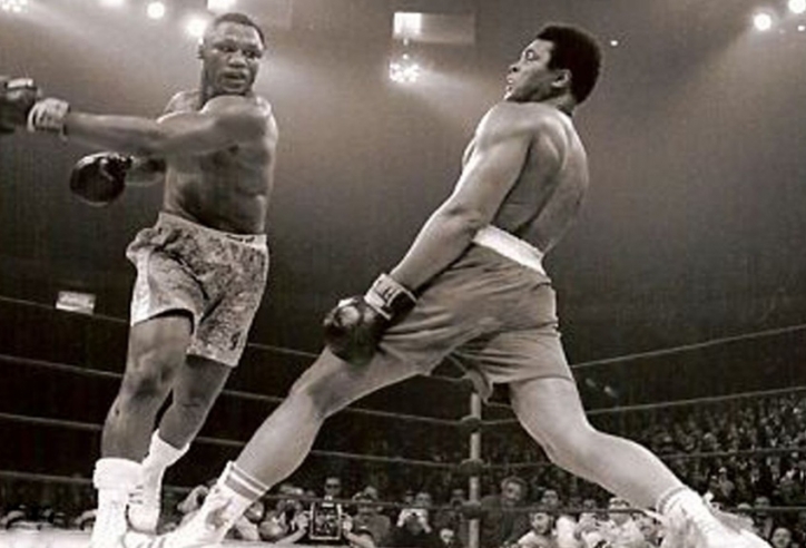 VIDEO: Top 10 pha knock-out đỉnh cao của huyền thoại Muhammad Ali