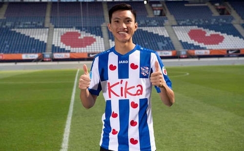 Heerenveen chính thức đàm phán với Hà Nội FC về tương lai Văn Hậu