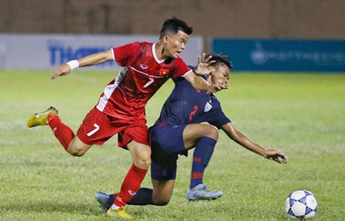 HLV U19 Việt Nam lý giải quyết định không gọi cầu thủ SLNA