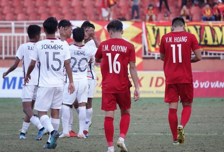 VIDEO: Trận đấu lịch sử của bóng đá Campuchia trước Việt Nam