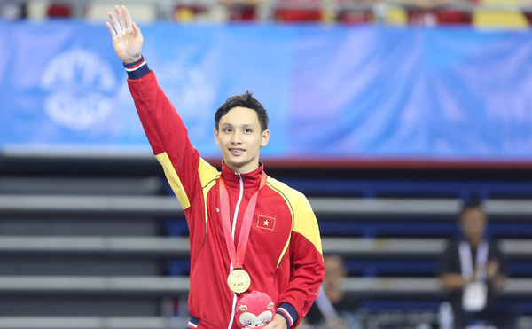 VIDEO SEAGames: Phương Thành giành huy chương vàng Xà Kép