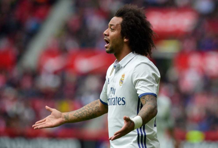 VIDEO: Marcelo bị đuổi khỏi sân sau pha dứt điểm nguy hiểm