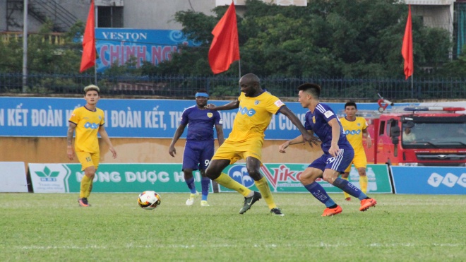 Highlights: Thanh Hóa 2-3 Quảng Nam (Vòng 18 - V.League)