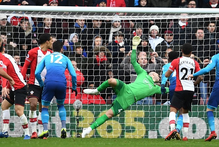 Highlights: Southampton 1-1 Arsenal (V16 - Ngoại hạng Anh)