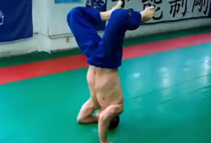 VIDEO: Chiêm ngưỡng sức mạnh của võ sĩ Judo 64 tuổi 