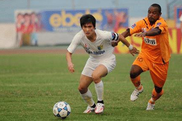Nguyễn Rogerio: 'Người không phổi' chê V-League nghiệp dư