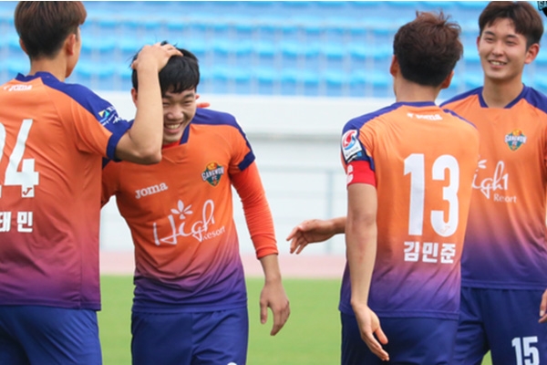 Đội của Xuân Trường nhảy vọt trên BXH K-League