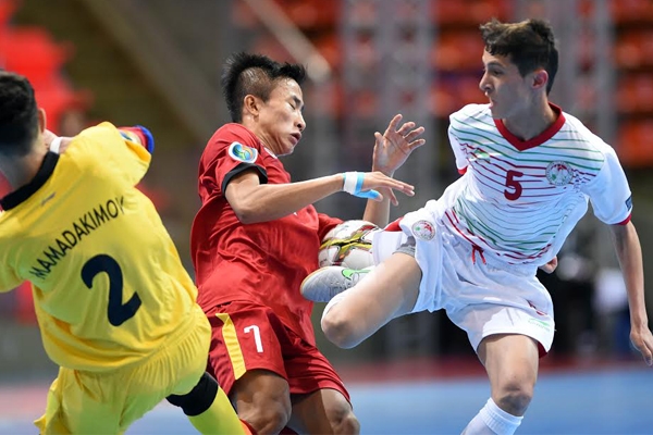 Cầu thủ U20 Việt Nam nhập viện sau trận thắng Tajikistan