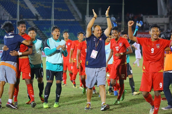 HLV U18 Myanmar nói gì về chiến thắng đầy bất ngờ trước VN?