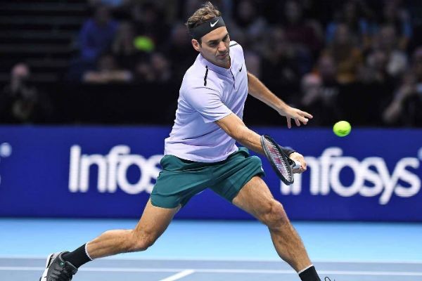 Tin thể thao 15/11: Roger Federer vào bán kết ATP Finals