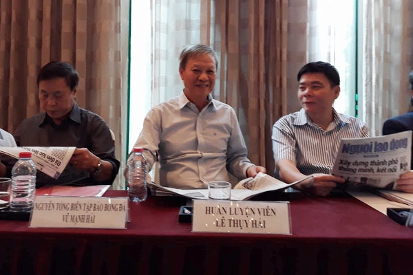 Hội thảo 'Tương lai bóng đá Việt': HLV Lê Thụy Hải phát biểu hùng hồn