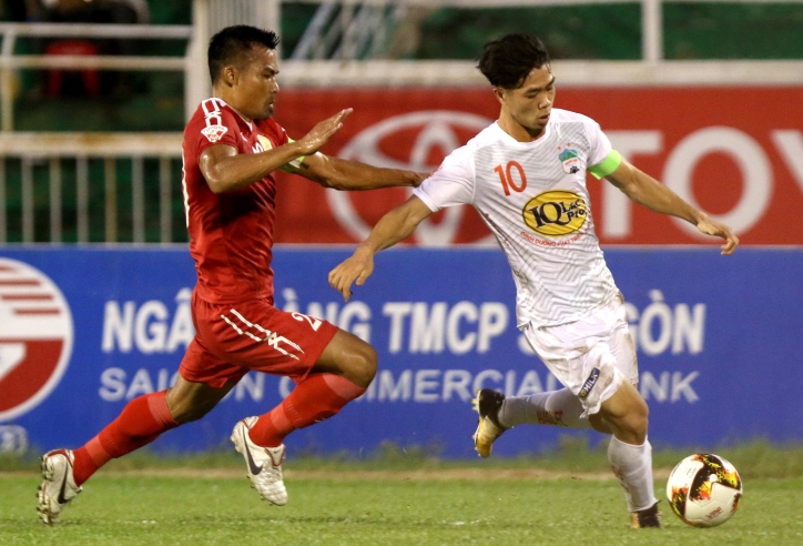 Cầu thủ trẻ HAGL lập thành tích khó tin sau 3 mùa đá V-League