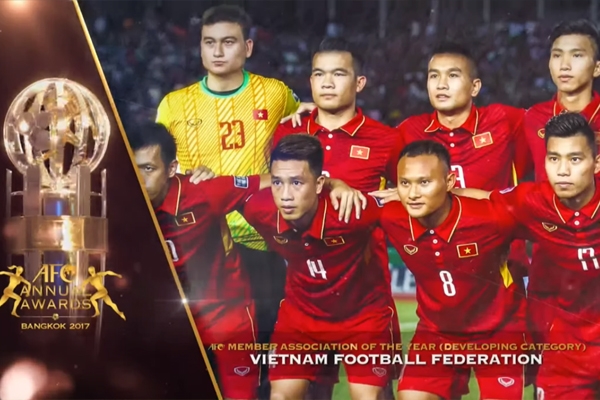 Lập chiến tích ngang Nhật, Hàn, Việt Nam vừa được AFC vinh danh
