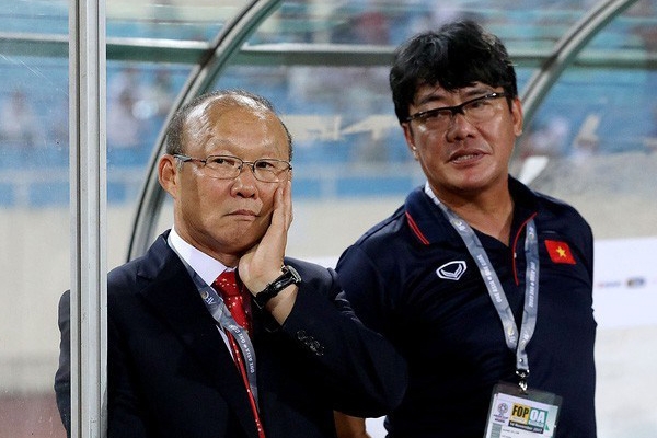 HLV Park Hang Seo: ' Có vài cầu thủ U23 Việt Nam không ngoan lắm đâu'