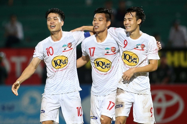 Báo Thái: 'V-League còn kém Thai League, có 1 cầu thủ VN đủ trình sang Thái'