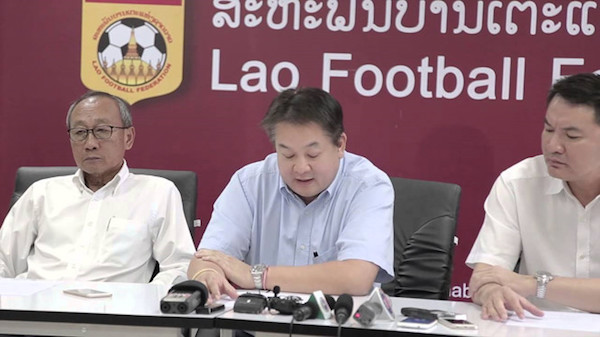 Bóng đá Lào bị FIFA phạt nặng