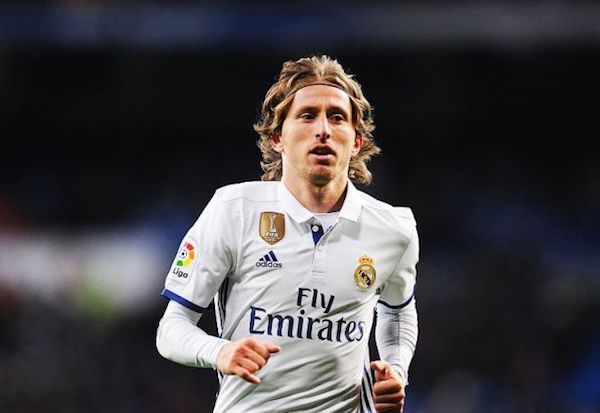 Ở giữa dải ngân hà, có một Luka Modric…