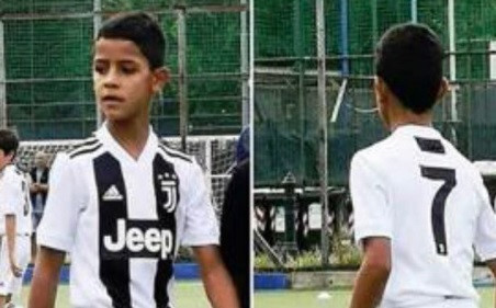 VIDEO: Con trai Ronaldo ghi siêu phẩm trong màu áo U9 Juve