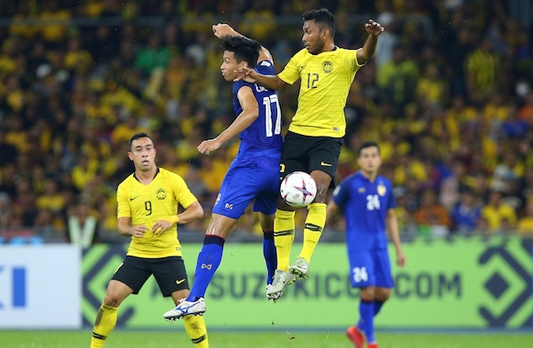 Malaysia loại Thái Lan vào chung kết AFF Cup với kịch bản khó tin