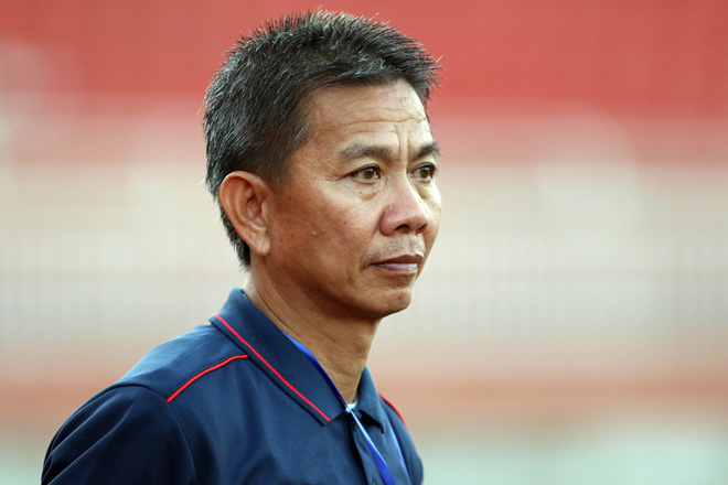 HLV Hoàng Anh Tuấn từ chức sau trận thua Campuchia