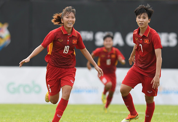 Thắng đậm Myanmar, ĐT Việt Nam đứng đầu bảng với điểm số tuyệt đối