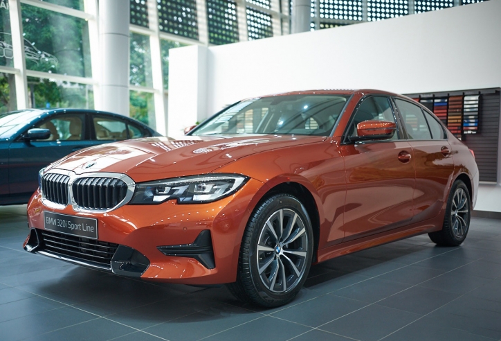 BMW 320i: Giá xe lăn bánh, thông số, đánh giá mới 02/2021
