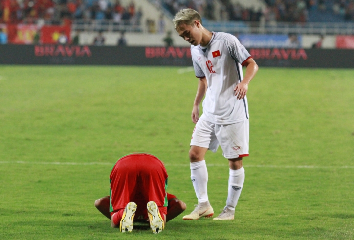 Văn Toàn hành xử đẹp sau trận thắng U23 Oman