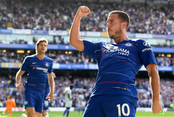 Hazard ghi hattrick giúp Chelsea đại thắng trên sân nhà
