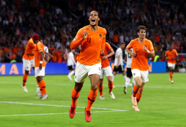 Tung đội hình khủng, Đức vẫn thua bạc nhược trước Hà Lan