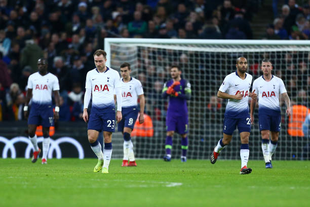 Thủng lưới 3 bàn trong 15 phút, Tottenham thua đau trận cuối năm 2018