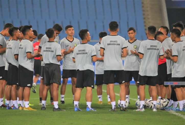 Đội tuyển U23 Brunei cầu nguyện trước trận gặp Việt Nam