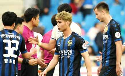 HLV Incheon Utd: 'Tôi thấy phong độ Phượng tốt nên cho đá chính thôi'