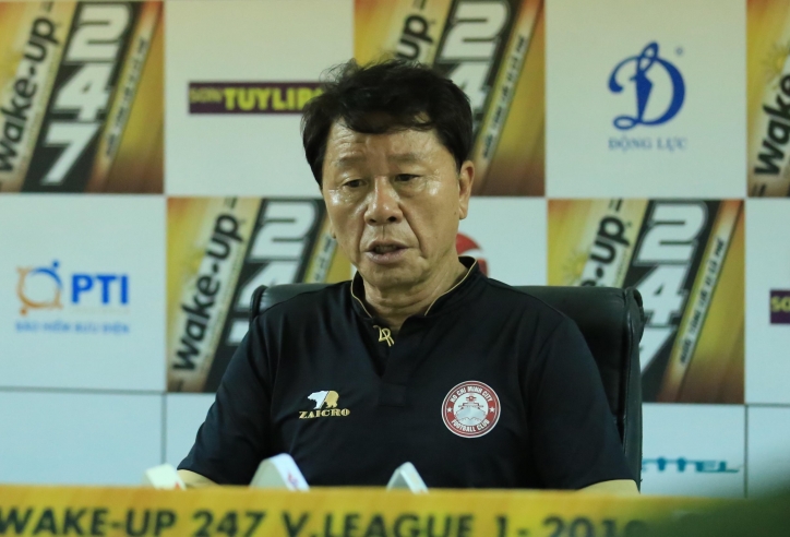 Bạn thân thầy Park thừa nhận chịu sức ép phải vô địch V.League