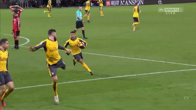 Màn ăn mừng đặc biệt của Giroud khi sắm vai người hùng của Arsenal