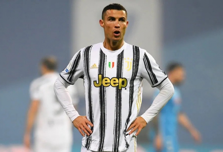 Ronaldo từ chối hợp đồng khủng đến từ Saudi Arabia