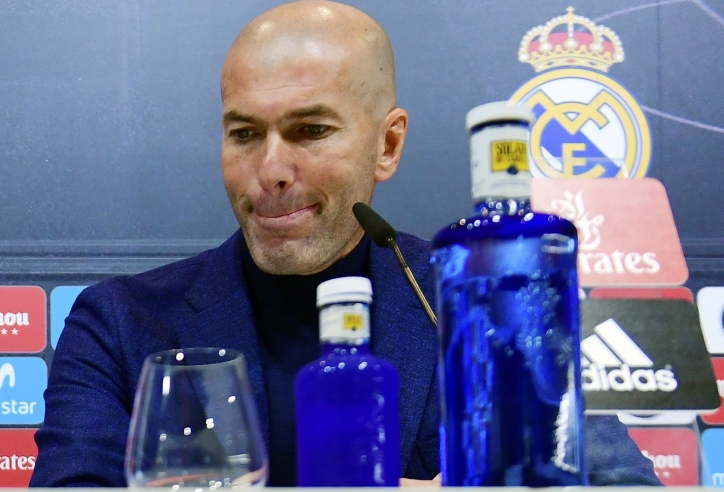 Tin bóng đá HOT 2/2: Zidane chia tay Real, MU bị trọng tài xử ép
