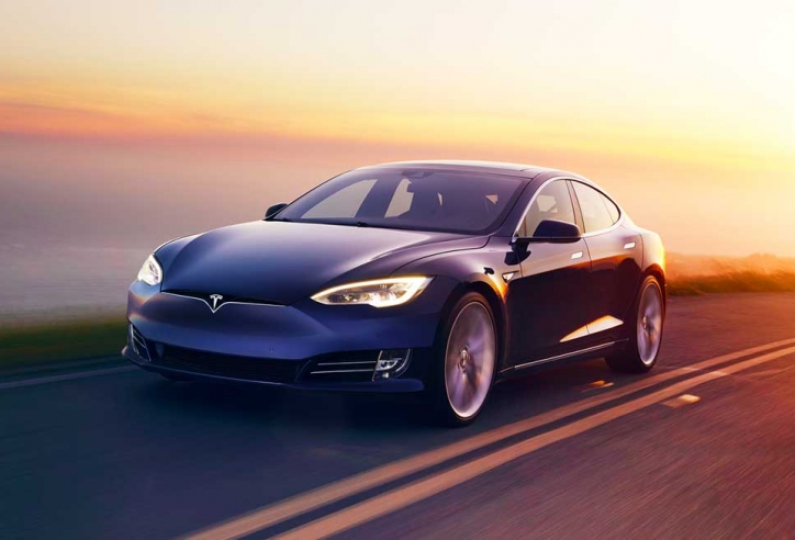Xe tự lái hoàn toàn của Tesla dự kiến 'trình làng' cuối năm 2020